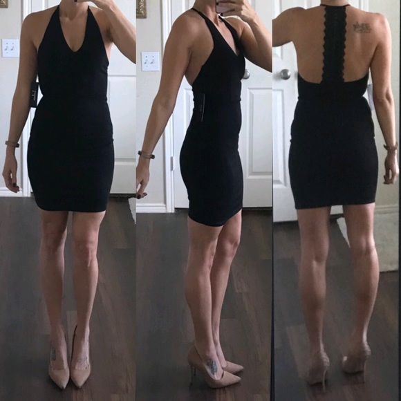 Lulus Dresses & Skirts - NWT Lulu’s open back dress